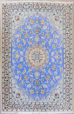Naine 183 x 123cm