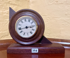 Table Clock