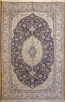Naine 303 x 198cm