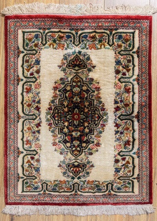 Masterpiece Silk Qum 75 x 55cm