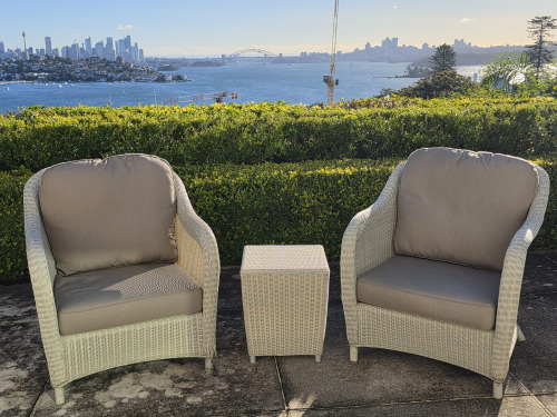 Dickson Avenue Outdoor Furniture