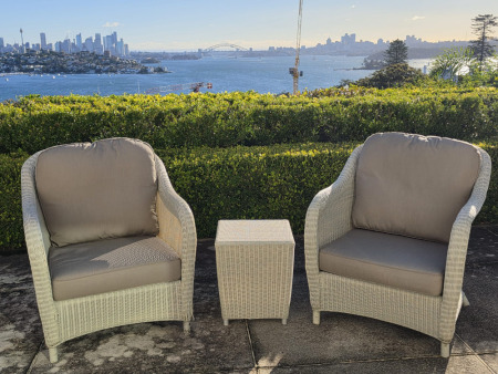 Dickson Avenue Outdoor Furniture