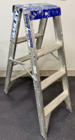 Bailey Ladder