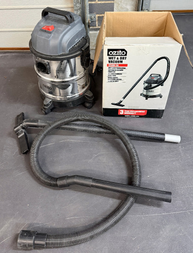 Ozito Wet & Dry Vacuum