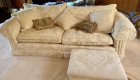 Harrods Lounge Suite - 3