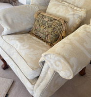 Harrods Lounge Suite - 10